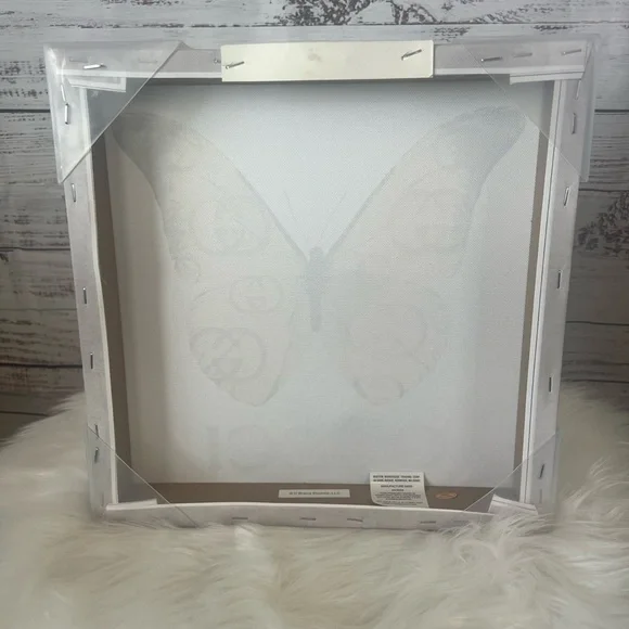 GUCCI BUTTERFLY CANVAS PICTURE GOLD - Picture 4 of 5